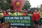 50 garrotxins viatgen en autocar a Barcelona per participar a la manifestació de Som Escola a favor del model educatiu català
