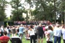 El concert solidari de gospel omple el Parc Nou d'Olot en favor de l'Associació de Síndrome de Fatiga Crònica i Fibromiàlgia de la Garrotxa