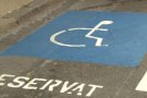 Es sancionarà el mal ús de les targetes d'aparcament per a persones amb discapacitat o mobilitat reduïda