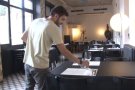 Els restaurants es preparen per acollir els sopars de les Festes del Tura amb cartes curtes i reforç de servei