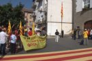 La senyera oneja davant l'Ajuntament d'Olot amb motiu de la Diada Nacional de Catalunya