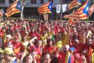 Uns 5.000 garrotxins participen en la 'V' catalana de l'11 de setembre