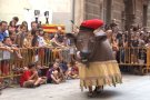 El barri de Sant Ferriol d'Olot treu a ballar les àguiles i el bou amb motiu de la Festa Major