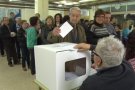 Els locals de votació de la Garrotxa registren una participació constant
