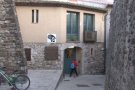 L'Escola de Música de Besalú s'ha traslladat a l'edifici de Cal Campaner per donar un millor servei al centenar d'alumnes que acull
