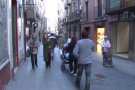 La celebració de la Botiga al Carrer comporta modificacions en el funcionament de les pilones d'accés al centre d'Olot