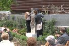 Inaugurat un monòlit en homenatge a la cupletista olotina Càndida Pérez