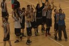 El Club Bàsquet Garrotxa guanya el Santa Coloma per 82 a 79 i es manté fora de la zona de descens directe