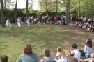 El Sismògraf integra els olotins en espectacles de dansa com 'Las Muchas' o l'Itinerari de Dansa al Parc
