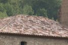 Finalitza la reforma de la teulada de l'església de Santa Maria de Riudaura