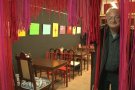 L'artista olotí Joan Claparols exposa aquests dies al carrer Fontanella de la capital garrotxina