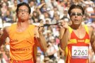 L'atleta olotí Xavi Porras rep la medalla de bronze al mèrit esportiu