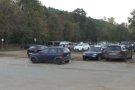 El Parc Natural ha reforçat la senyalització a la carretera d'accés a la Fageda d'en Jordà i ha contractat un vigilant addicional a l'aparcament