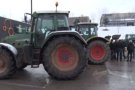 Tractors i pagesos de la Garrotxa se sumen a la Marxa Pagesa, una de les mobilitzacions més importants convocada pel sindicat Unió de Pagesos