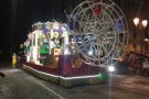 La Santjoaneca, en carrossa, i els Emmaskarats, en comparsa, guanyadors de la rua de Carnaval d'Olot