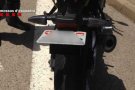 Un conductor suís és multat a la Garrotxa amb 6 punts i 6.000 euros per dur un sistema d'inhibició de radars a la motocicleta