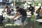 L'espai Carica-tura acull un taller de manualitats promogut per l'Escola Municipal d'Expressió d'Olot