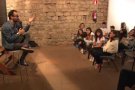 El guionista Jair Domínguez imparteix la lliçó inaugural de l'Institut de Besalú per motivar els alumnes en l'aprenentatge