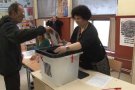 Les Planes d'Hostoles vota amb normalitat utilitzant el cens en paper i a Sant Feliu de Pallerols el cens digital dificulta les votacions
