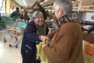 La jornada central del Gran Recapte d'Aliments 2017 reflecteix la solidaritat garrotxina