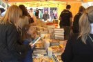 La campanya Recicla Cultura promou la donació de llibres amb fins solidaris per Sant Jordi