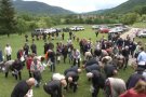 La Vall de Bianya celebra la seva festa major amb la tradicional sembrada de confits