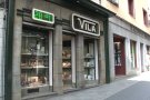 La rellotgeria Vila d'Olot és un dels establiments històrics del centre de la ciutat, nascut el 1933