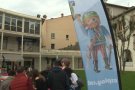 La Fira de col·leccionisme Playmobil dinamitza la nova Plaça del Mig d'Olot amb motiu de la Fira de Sant Lluc