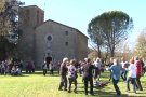 Centenars de persones celebren la festa major de Sales de Llierca coincidint amb Sant Martí