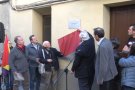 Olot homenatja a Francesc Serrat 'Cisquet' amb la instal·lació d'una placa al carrer Macarnau