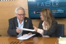 L'Ajuntament d'Olot signa el conveni per integrar la Residència Faber a l'Institut Ramon Llull
