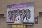 L'Ajuntament d'Olot i l'Assemblea d'Artistes no retiraran el mural de La Manada si no hi ha una raó administrativa que ho justifiqui