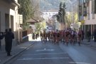 Adam Yates guanya l'etapa reina de la Volta a Catalunya després de travessar la Garrotxa