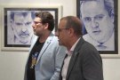 Olot acull una exposició de retrats dels polítics independentistes fets amb bolígraf