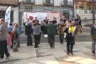 Olot viu un Sant Jordi ple d'activitats que fan front a la pluja