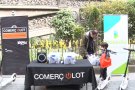 L'Associació de Comerciants d'Olot i Bassols Energia sortegen cinc patinets elèctrics, quatre entre els clients i un per a un comerciant