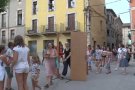 El festival 'Pesca l'Estiu' de Sant Feliu de Pallerols va presentar l'espectacle 'Open Door´ i  els jocs de ‘L’estrany viatge del Sr. Tonet’