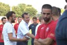 L'alcalde d'Olot, Pep Berga, visita la plantilla de la Unió Esportiva Olot per desitjar-los sort de cares a la nova temporada
