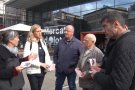 La candidata de Junts per Catalunya Mariona Illamola visita el Mercat d'Olot