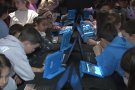 Un centenar d'infants d'Olot participen a dues activitats de la Mobile Week