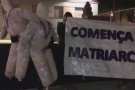 El Carnestoltes Popular d'Olot recull diners per a la caixa de resistència feminista