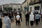 Diverses entitats reclamen a Olot la regularització de tots els migrants en el Dia Internacional del Refugiat