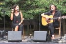 Mirna Vilasís i Xavi Múrcia estrenen el cicle Música al Parc amb una gran acollida