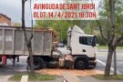 La Policia Municipal d'Olot identifica el responsable del vessament de desfetes animals a l'Avinguda Sant Jordi
