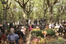 La Plaça Clarà torna a vestir-se d'homenatge dos anys després en la Diada de la Mare