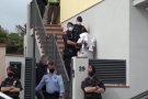 Detingudes una vintena de persones de la Garrotxa que haurien comprat carnets de conduir falsos