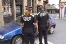Detenen a Olot dues persones pel robatori amb violència d’un telèfon mòbil
