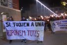 La Dalla Feminista commemora el 25N amb una marxa de torxes i un mural en record a les dones víctimes de la violència masclista