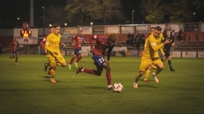 La UE Olot vol sumar la primera victòria a les Illes Balears contra l'Eivissa (Dg, 12h)