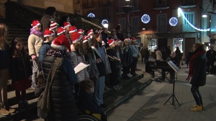 Els alumnes de l'Escola Municipal de Música d'Olot celebren el Nadal amb concerts itinerants